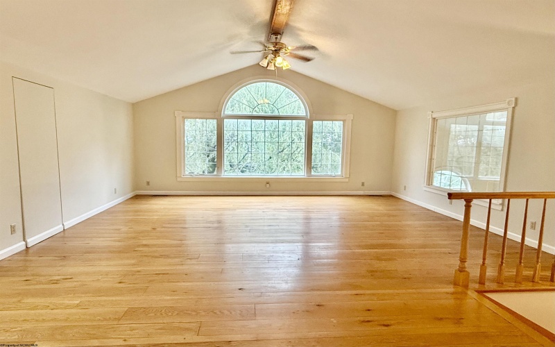 1 Pinnacle Peak Lane, Fairmont, West Virginia 26554, 4 Bedroom Bedrooms, 8 Room Rooms,3 BathroomBathrooms,Single Family Detached,For Sale,Pinnacle Peak,0,10167058