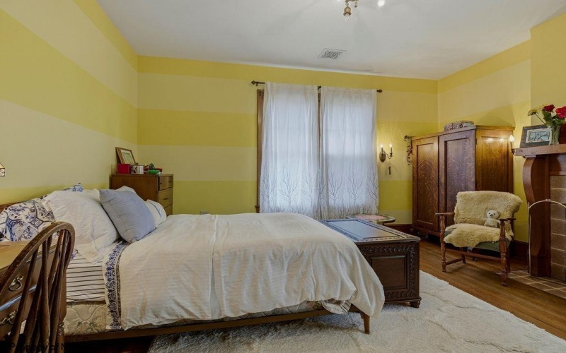 527 Stanley Avenue, Clarksburg, West Virginia 26301, 4 Bedroom Bedrooms, 9 Room Rooms,2 BathroomBathrooms,Single Family Detached,For Sale,Stanley,0,10167069 527 Stanley Avenue, Clarksburg, West Virginia 26301, 4 Bedroom Bedrooms, 9 Room Rooms,2 BathroomBathrooms,Single Family Detached,For Sale,Stanley,0,10167069