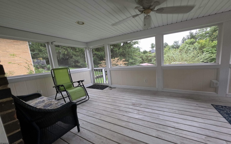 630 Killarney Drive, Morgantown, West Virginia 26505, 3 Bedroom Bedrooms, 6 Room Rooms,2 BathroomBathrooms,Single Family Detached,For Sale,Killarney,0,10167061