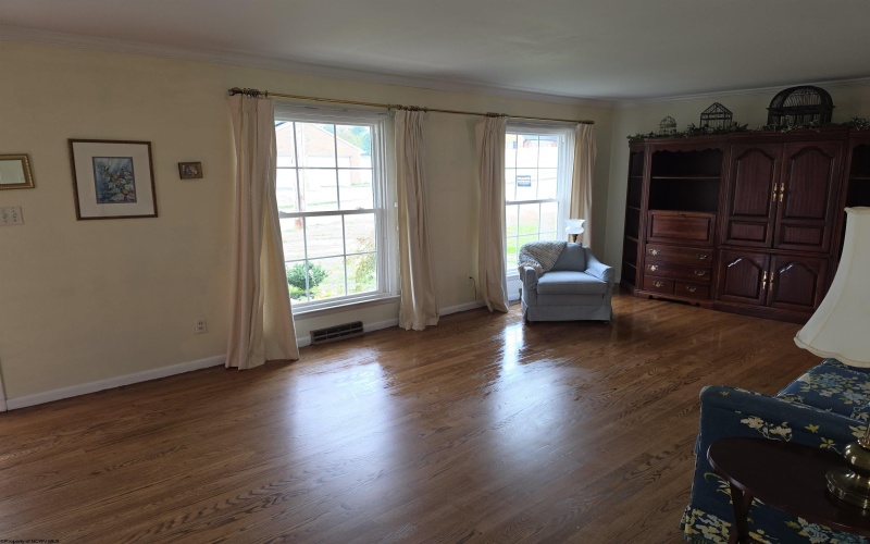 630 Killarney Drive, Morgantown, West Virginia 26505, 3 Bedroom Bedrooms, 6 Room Rooms,2 BathroomBathrooms,Single Family Detached,For Sale,Killarney,0,10167061