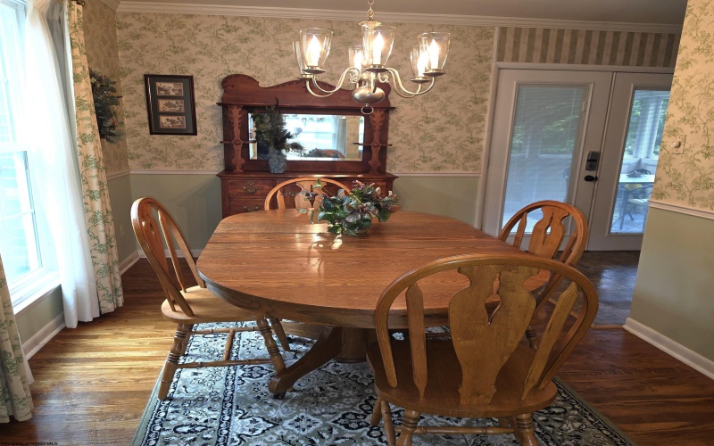 630 Killarney Drive, Morgantown, West Virginia 26505, 3 Bedroom Bedrooms, 6 Room Rooms,2 BathroomBathrooms,Single Family Detached,For Sale,Killarney,0,10167061