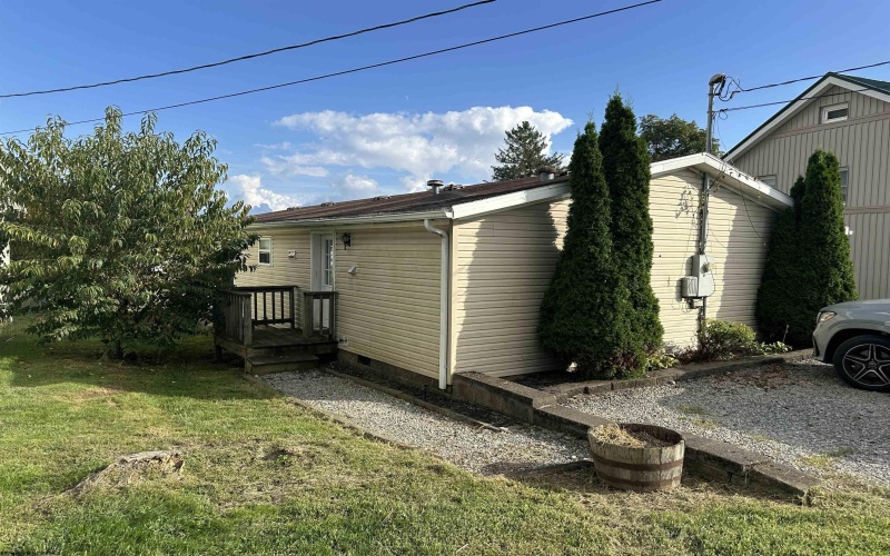 15 Tucker Street, Buckhannon, West Virginia 26201, 3 Bedroom Bedrooms, 6 Room Rooms,2 BathroomBathrooms,Single Family Detached,For Sale,Tucker,0,10167063