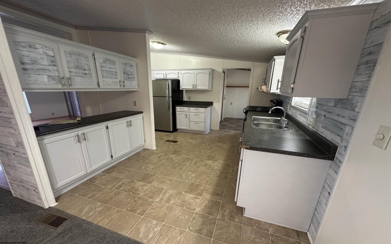 15 Tucker Street, Buckhannon, West Virginia 26201, 3 Bedroom Bedrooms, 6 Room Rooms,2 BathroomBathrooms,Single Family Detached,For Sale,Tucker,0,10167063