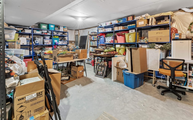 90 Lavista Drive, Morgantown, West Virginia 26508, 3 Bedroom Bedrooms, 7 Room Rooms,3 BathroomBathrooms,Single Family Detached,For Sale,Lavista,0,10167060