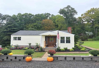 204 Sigler Street, Kingwood, West Virginia 26537, 3 Bedroom Bedrooms, 10 Room Rooms,1 BathroomBathrooms,Single Family Detached,For Sale,Sigler,0,10167059