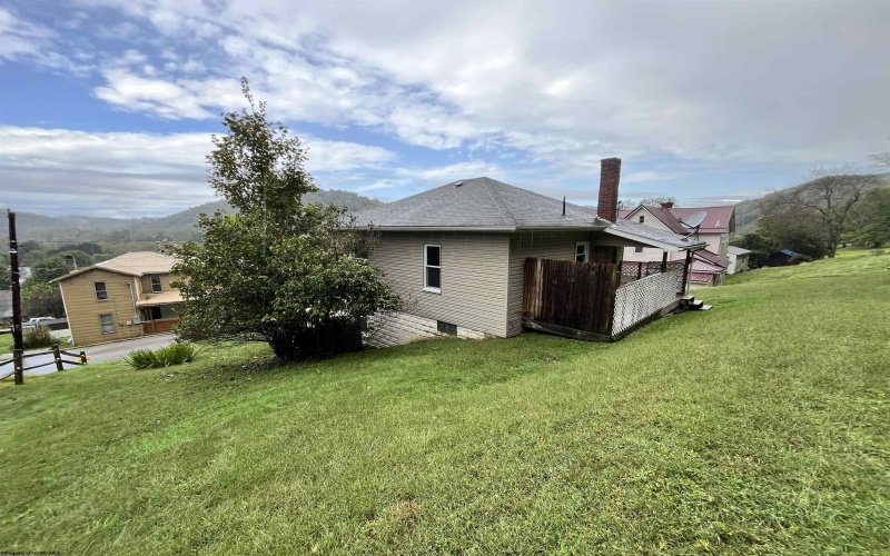 403 S Walnut Street, Philippi, West Virginia 26416, 3 Bedroom Bedrooms, 10 Room Rooms,1 BathroomBathrooms,Single Family Detached,For Sale,S Walnut,0,10167065 403 S Walnut Street, Philippi, West Virginia 26416, 3 Bedroom Bedrooms, 10 Room Rooms,1 BathroomBathrooms,Single Family Detached,For Sale,S Walnut,0,10167065