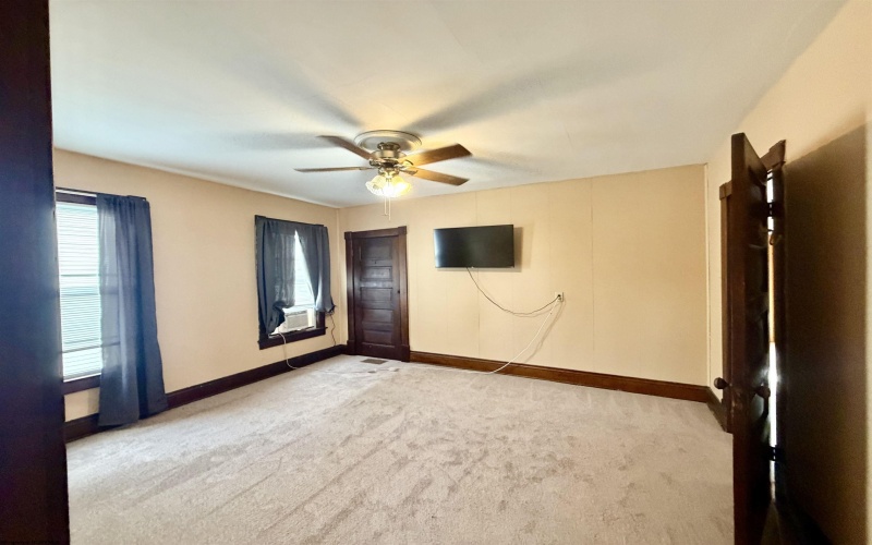 731 Virginia Avenue, Fairmont, West Virginia 26554, 2 Bedroom Bedrooms, 5 Room Rooms,1 BathroomBathrooms,Single Family Detached,For Sale,Virginia,0,10167066