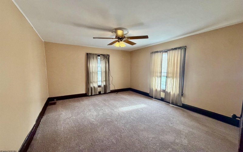 731 Virginia Avenue, Fairmont, West Virginia 26554, 2 Bedroom Bedrooms, 5 Room Rooms,1 BathroomBathrooms,Single Family Detached,For Sale,Virginia,0,10167066