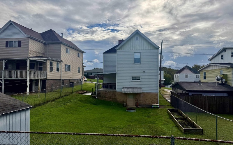 731 Virginia Avenue, Fairmont, West Virginia 26554, 2 Bedroom Bedrooms, 5 Room Rooms,1 BathroomBathrooms,Single Family Detached,For Sale,Virginia,0,10167066