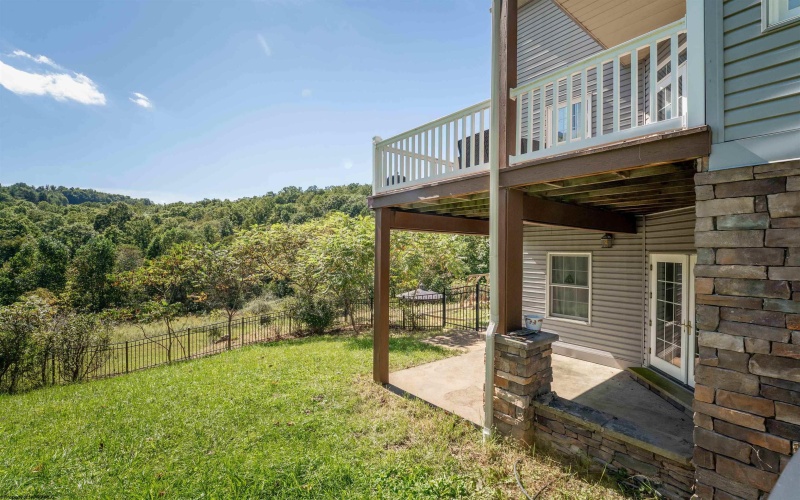 209 Van Tassel Court, Morgantown, West Virginia 26508, 5 Bedroom Bedrooms, 15 Room Rooms,3 BathroomBathrooms,Single Family Detached,For Sale,Van Tassel,0,10167062 209 Van Tassel Court, Morgantown, West Virginia 26508, 5 Bedroom Bedrooms, 15 Room Rooms,3 BathroomBathrooms,Single Family Detached,For Sale,Van Tassel,0,10167062