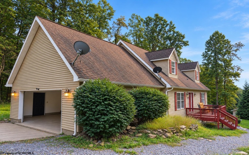 506 Cinder Bin Road, Terra Alta, West Virginia 26764, 4 Bedroom Bedrooms, 7 Room Rooms,3 BathroomBathrooms,Single Family Detached,For Sale,Cinder Bin,0,10167073