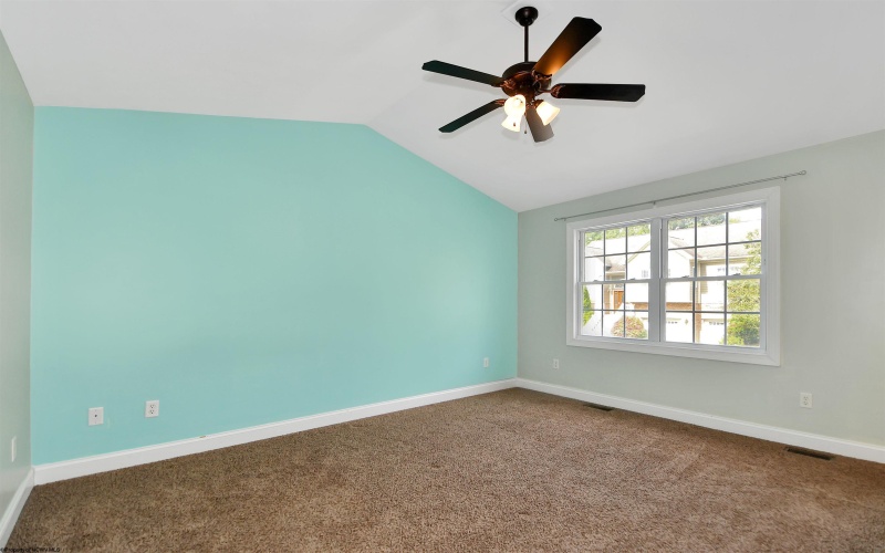 320 Villa View Drive, Morgantown, West Virginia 26505, 3 Bedroom Bedrooms, 5 Room Rooms,3 BathroomBathrooms,Single Family Attached,For Sale,Villa View,0,10167088