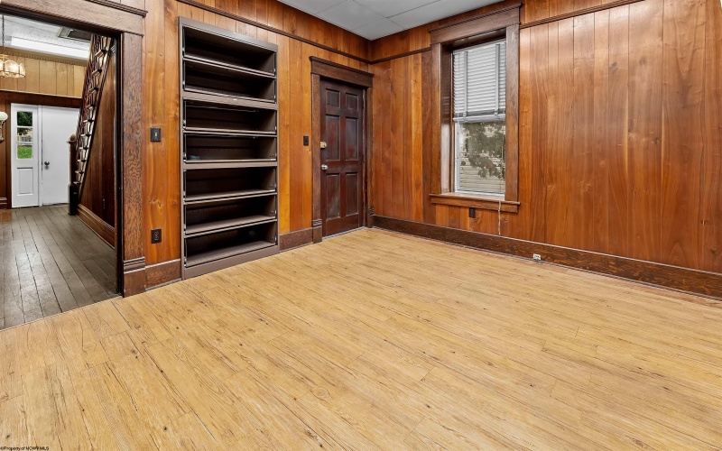 103 Court Street, Kingwood, West Virginia 26537, 0 , 0 ,0,Commercial (for Sale),For Sale,Court,0,10167079
