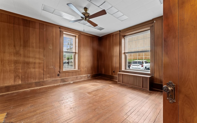 103 Court Street, Kingwood, West Virginia 26537, 0 , 0 ,0,Commercial (for Sale),For Sale,Court,0,10167079