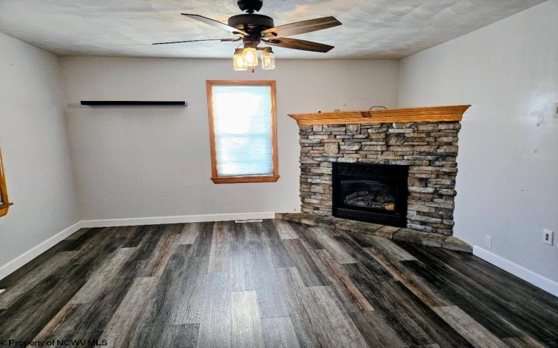 170 Depot Way, Masontown, West Virginia 26542, 3 Bedroom Bedrooms, 6 Room Rooms,1 BathroomBathrooms,Single Family Detached,For Sale,Depot,0,10161431