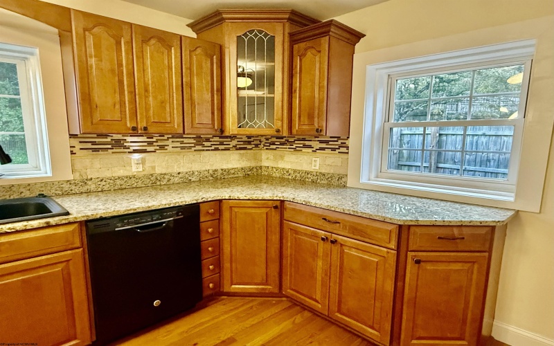422 Camden Avenue, Monongah, West Virginia 26554, 3 Bedroom Bedrooms, 5 Room Rooms,2 BathroomBathrooms,Single Family Detached,For Sale,Camden,0,10167091