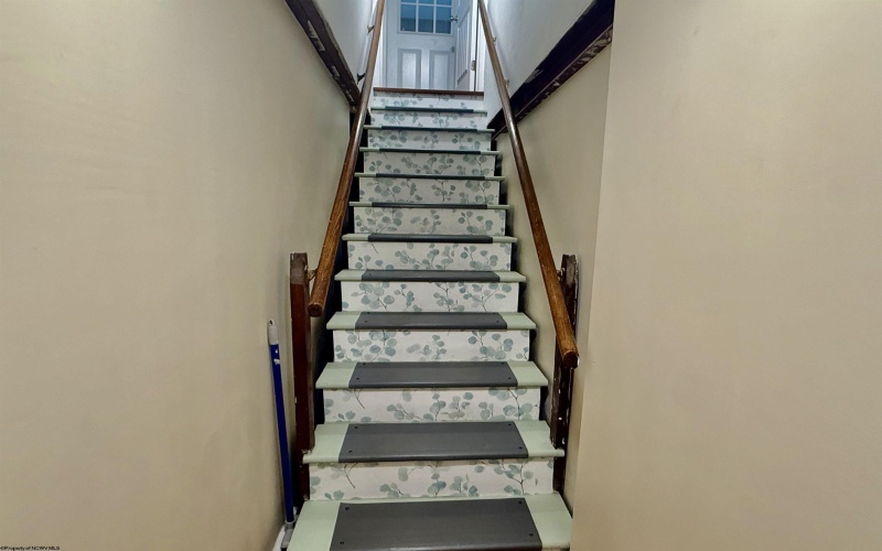 422 Camden Avenue, Monongah, West Virginia 26554, 3 Bedroom Bedrooms, 5 Room Rooms,2 BathroomBathrooms,Single Family Detached,For Sale,Camden,0,10167091
