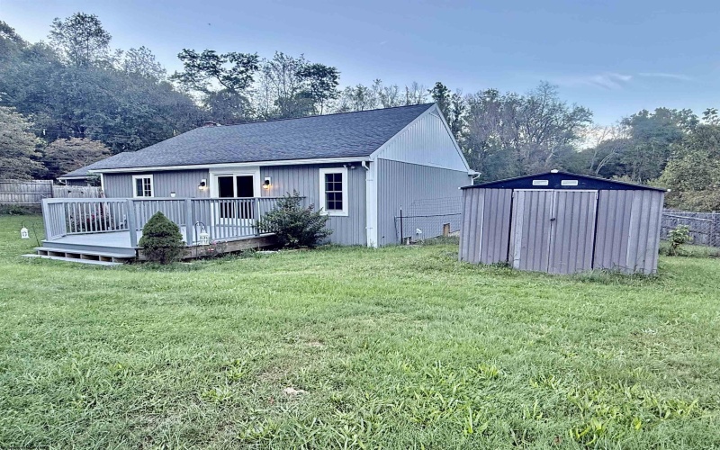 422 Camden Avenue, Monongah, West Virginia 26554, 3 Bedroom Bedrooms, 5 Room Rooms,2 BathroomBathrooms,Single Family Detached,For Sale,Camden,0,10167091
