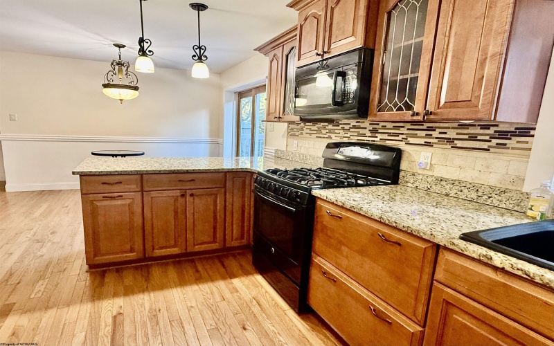422 Camden Avenue, Monongah, West Virginia 26554, 3 Bedroom Bedrooms, 5 Room Rooms,2 BathroomBathrooms,Single Family Detached,For Sale,Camden,0,10167091