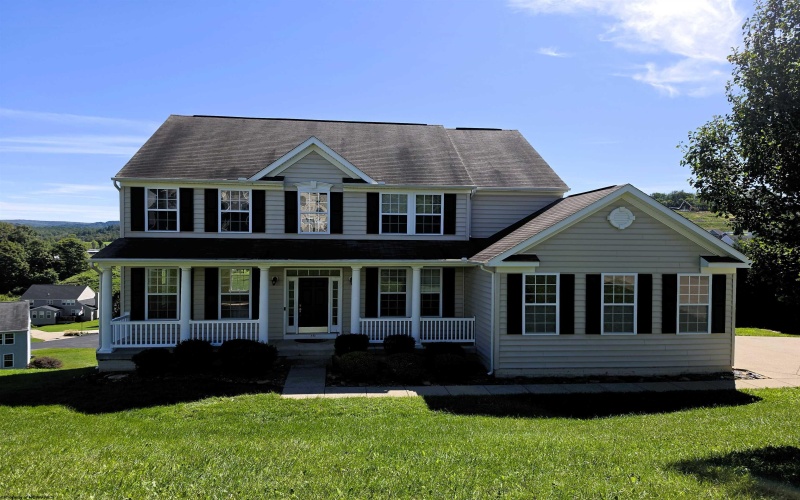 443 Blackberry Ridge Drive, Morgantown, West Virginia 26508, 5 Bedroom Bedrooms, 12 Room Rooms,3 BathroomBathrooms,Single Family Detached,For Sale,Blackberry Ridge,0,10167108