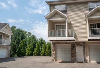 5 Flatts Lane, Morgantown, West Virginia 26505, 2 Bedroom Bedrooms, 4 Room Rooms,2 BathroomBathrooms,Single Family Attached,For Sale,Flatts,0,10167105