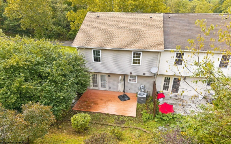 10 CLEAR SPRING Drive, Morgantown, West Virginia 26508, 3 Bedroom Bedrooms, 6 Room Rooms,2 BathroomBathrooms,Single Family Attached,For Sale,CLEAR SPRING,0,10167106