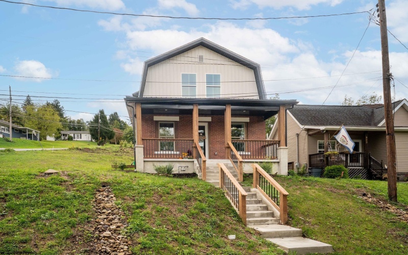 915 Boulevard Avenue, Fairmont, West Virginia 26554, 4 Bedroom Bedrooms, 7 Room Rooms,2 BathroomBathrooms,Single Family Detached,For Sale,Boulevard,0,10167102