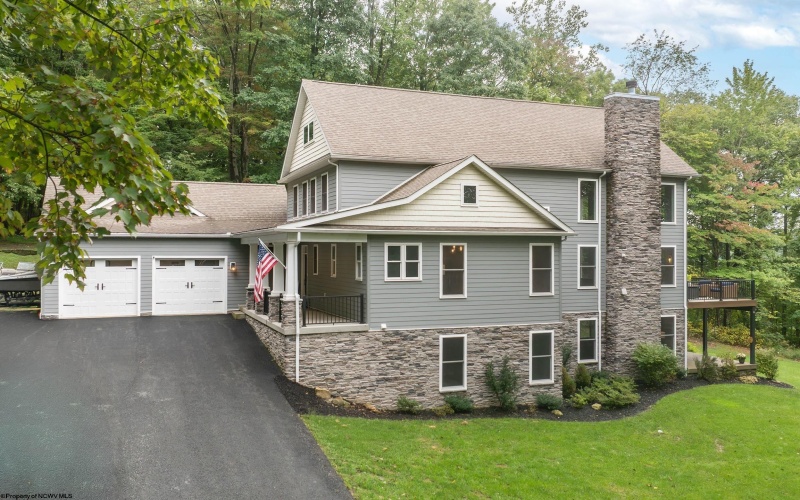 339 Dove Drive, Morgantown, West Virginia 26508, 4 Bedroom Bedrooms, 7 Room Rooms,3 BathroomBathrooms,Single Family Detached,For Sale,Dove,0,10167095