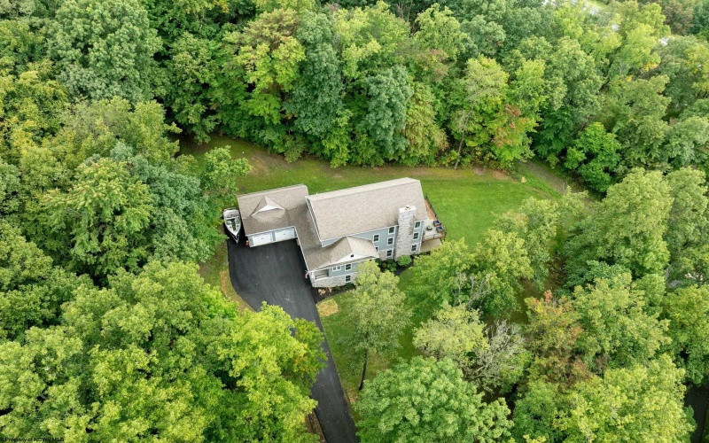 339 Dove Drive, Morgantown, West Virginia 26508, 4 Bedroom Bedrooms, 7 Room Rooms,3 BathroomBathrooms,Single Family Detached,For Sale,Dove,0,10167095