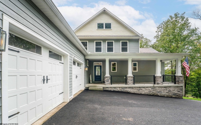 339 Dove Drive, Morgantown, West Virginia 26508, 4 Bedroom Bedrooms, 7 Room Rooms,3 BathroomBathrooms,Single Family Detached,For Sale,Dove,0,10167095