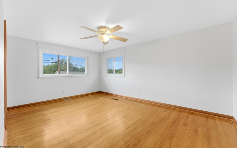 467 Hillview Drive, Morgantown, West Virginia 26505, 3 Bedroom Bedrooms, 7 Room Rooms,1 BathroomBathrooms,Single Family Detached,For Sale,Hillview,0,10167100