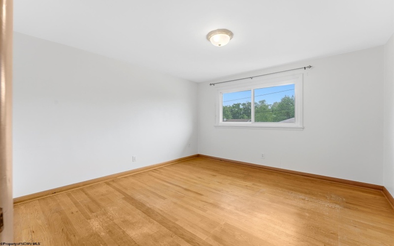 467 Hillview Drive, Morgantown, West Virginia 26505, 3 Bedroom Bedrooms, 7 Room Rooms,1 BathroomBathrooms,Single Family Detached,For Sale,Hillview,0,10167100