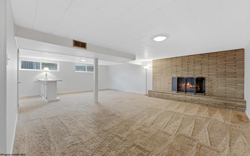 467 Hillview Drive, Morgantown, West Virginia 26505, 3 Bedroom Bedrooms, 7 Room Rooms,1 BathroomBathrooms,Single Family Detached,For Sale,Hillview,0,10167100