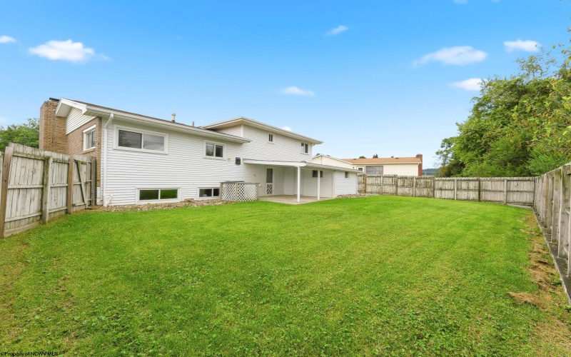 467 Hillview Drive, Morgantown, West Virginia 26505, 3 Bedroom Bedrooms, 7 Room Rooms,1 BathroomBathrooms,Single Family Detached,For Sale,Hillview,0,10167100