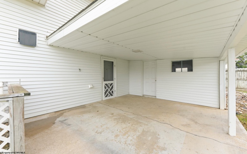 467 Hillview Drive, Morgantown, West Virginia 26505, 3 Bedroom Bedrooms, 7 Room Rooms,1 BathroomBathrooms,Single Family Detached,For Sale,Hillview,0,10167100
