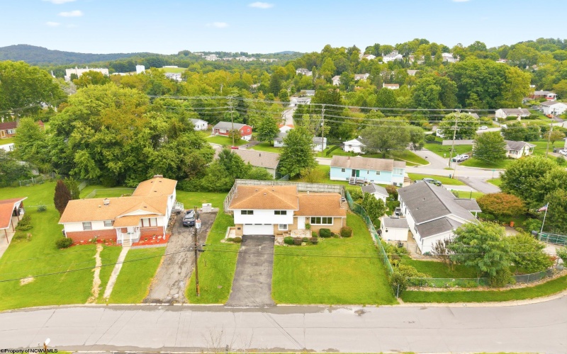 467 Hillview Drive, Morgantown, West Virginia 26505, 3 Bedroom Bedrooms, 7 Room Rooms,1 BathroomBathrooms,Single Family Detached,For Sale,Hillview,0,10167100