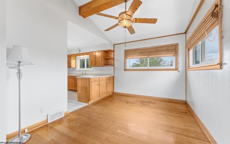 467 Hillview Drive, Morgantown, West Virginia 26505, 3 Bedroom Bedrooms, 7 Room Rooms,1 BathroomBathrooms,Single Family Detached,For Sale,Hillview,0,10167100