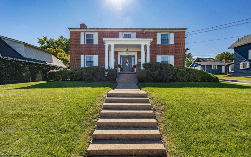 109 Euclid Avenue, Clarksburg, West Virginia 26301, 3 Bedroom Bedrooms, 8 Room Rooms,2 BathroomBathrooms,Single Family Detached,For Sale,Euclid,0,10167093 109 Euclid Avenue, Clarksburg, West Virginia 26301, 3 Bedroom Bedrooms, 8 Room Rooms,2 BathroomBathrooms,Single Family Detached,For Sale,Euclid,0,10167093