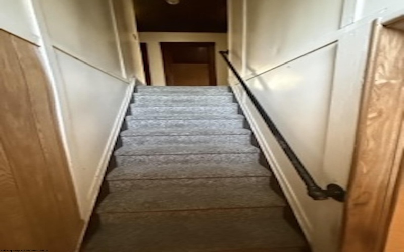 124 Main Avenue, Weston, West Virginia 26452-0001, 4 Bedroom Bedrooms, 9 Room Rooms,2 BathroomBathrooms,Single Family Detached,For Sale,Main,0,10167098