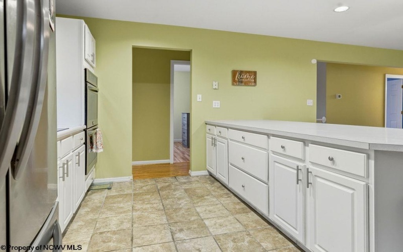 828 Bishop Drive, Morgantown, West Virginia 26505, 3 Bedroom Bedrooms, 8 Room Rooms,2 BathroomBathrooms,Single Family Detached,For Sale,Bishop,0,10167096