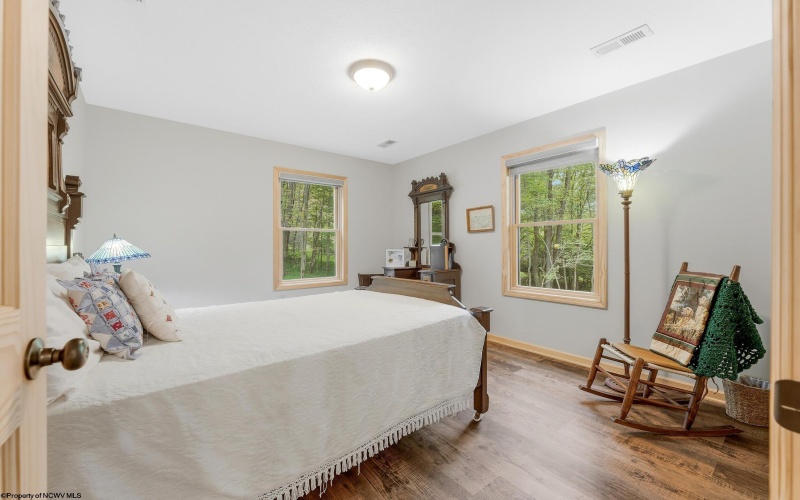 70 Goldfinch Lane, Terra Alta, West Virginia 26764, 3 Bedroom Bedrooms, 6 Room Rooms,2 BathroomBathrooms,Single Family Detached,For Sale,Goldfinch,0,10167112