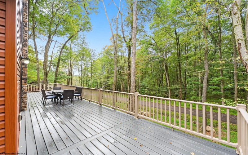 70 Goldfinch Lane, Terra Alta, West Virginia 26764, 3 Bedroom Bedrooms, 6 Room Rooms,2 BathroomBathrooms,Single Family Detached,For Sale,Goldfinch,0,10167112