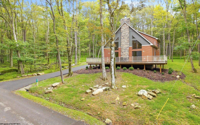 70 Goldfinch Lane, Terra Alta, West Virginia 26764, 3 Bedroom Bedrooms, 6 Room Rooms,2 BathroomBathrooms,Single Family Detached,For Sale,Goldfinch,0,10167112