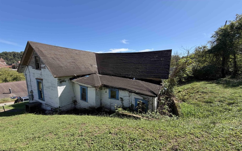 403 Wood Street, West Union, West Virginia 26456, 2 Bedroom Bedrooms, 5 Room Rooms,1 BathroomBathrooms,Single Family Detached,For Sale,Wood,0,10167127