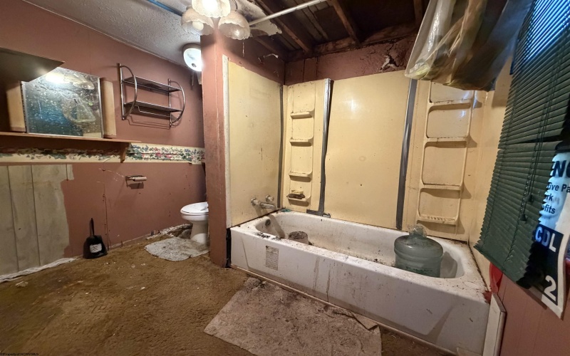 403 Wood Street, West Union, West Virginia 26456, 2 Bedroom Bedrooms, 5 Room Rooms,1 BathroomBathrooms,Single Family Detached,For Sale,Wood,0,10167127