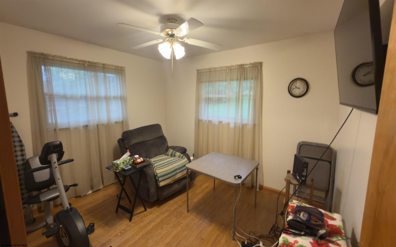 150 20th Street, Weirton, West Virginia 26062, 3 Bedroom Bedrooms, 5 Room Rooms,2 BathroomBathrooms,Single Family Detached,For Sale,20th,0,10167122