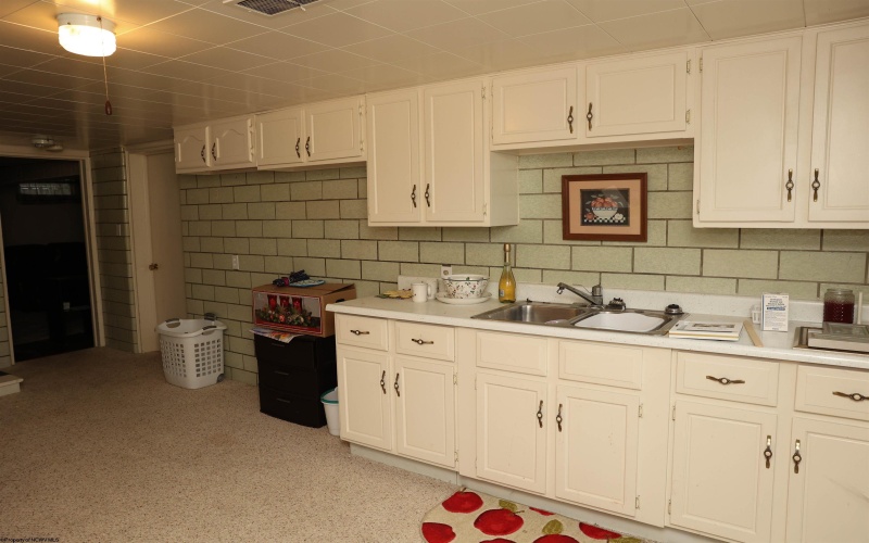 150 20th Street, Weirton, West Virginia 26062, 3 Bedroom Bedrooms, 5 Room Rooms,2 BathroomBathrooms,Single Family Detached,For Sale,20th,0,10167122