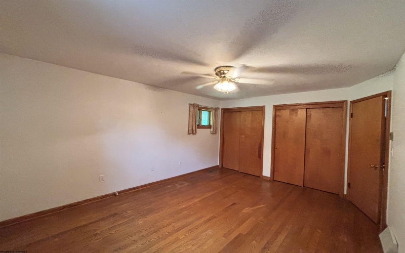 717 Maple Avenue, Philippi, West Virginia 26416, 3 Bedroom Bedrooms, 5 Room Rooms,1 BathroomBathrooms,Single Family Detached,For Sale,Maple,0,10167121