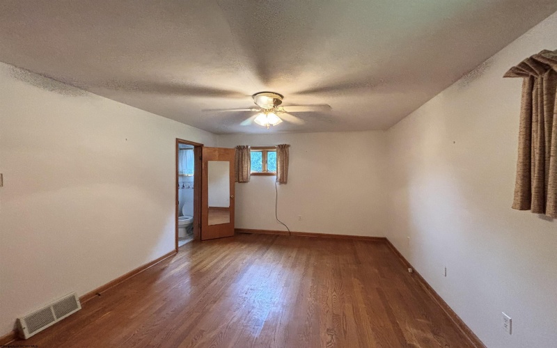 717 Maple Avenue, Philippi, West Virginia 26416, 3 Bedroom Bedrooms, 5 Room Rooms,1 BathroomBathrooms,Single Family Detached,For Sale,Maple,0,10167121