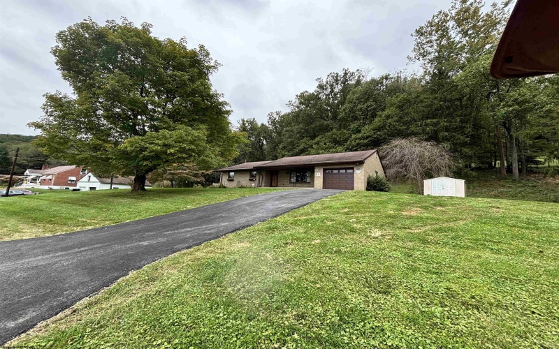 717 Maple Avenue, Philippi, West Virginia 26416, 3 Bedroom Bedrooms, 5 Room Rooms,1 BathroomBathrooms,Single Family Detached,For Sale,Maple,0,10167121